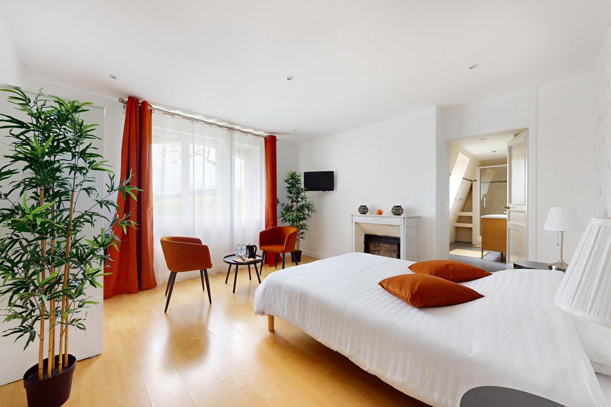Chambre Au Manoir De L'Onde, Au Bord De L'Yonne, Pres De Sens Villeperrot Luaran gambar